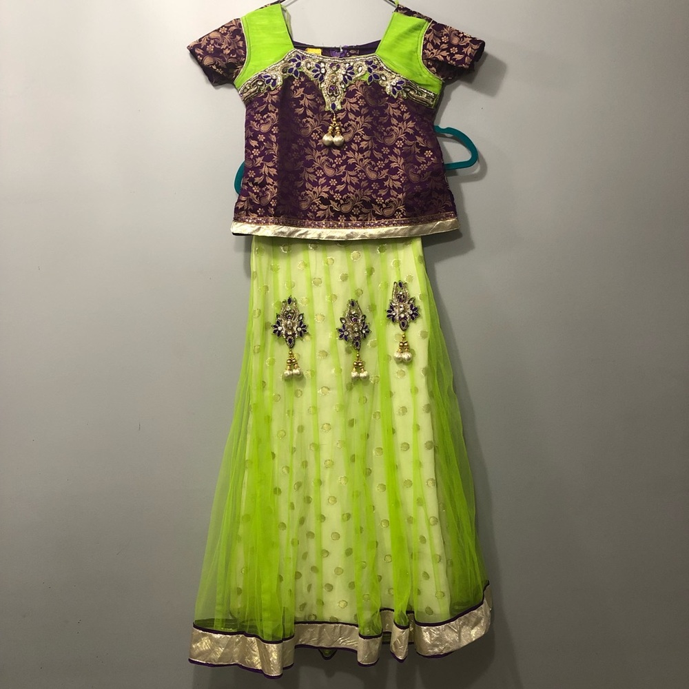 Indian Sari / Ethnic Dress - girl ... NEW w/ Tags!